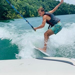 Meet your Posher, Brandon